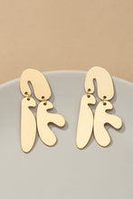 Load image into Gallery viewer, Organic shape metal drop earrings
