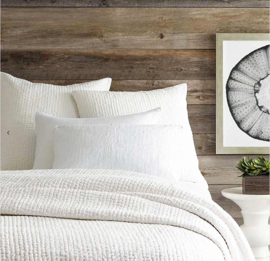 Seychelles Dove White Quilt- King
