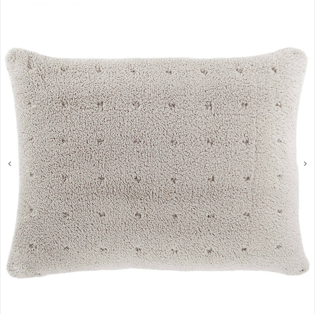 Marshmallow fleece puff grey decorative pillow