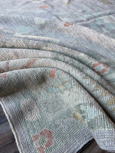 Load image into Gallery viewer, Lady Lavender
