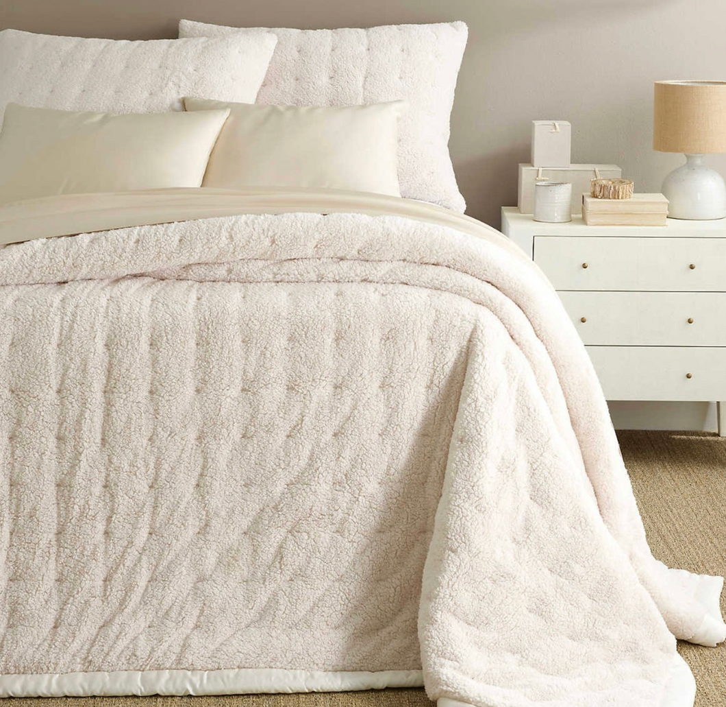Marshmallow Fleece Ivory Puff- Full/Queen